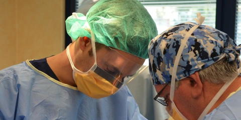 Cairns Oral Surgery - Dentists Hobart 4