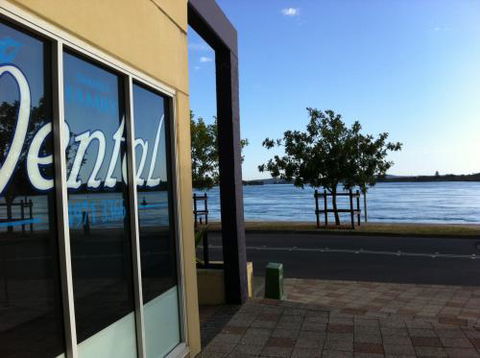 Paez Maria Dentist - Dentists Hobart 5