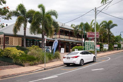 Coastal Dental Care Mudgereeba - Dentists Hobart 0